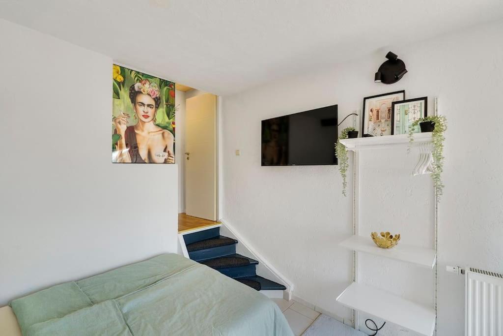 Tiny Apartment With Spacious Terrace On The Rhine Neuwied Extérieur photo